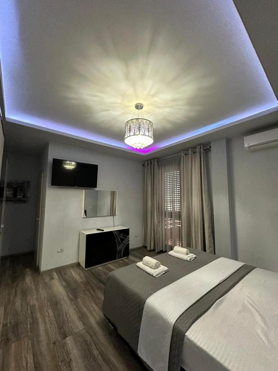 Host Apartments Shkoder Luaran gambar
